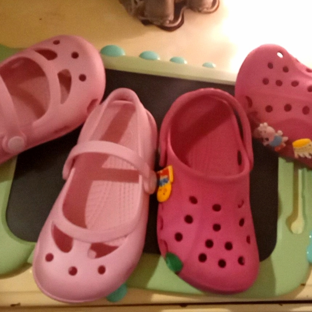 Toddler girl C7 Crocs Bundle